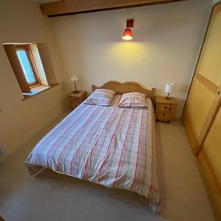 Alpes Montjoie * Faucon-de-Barcelonnette