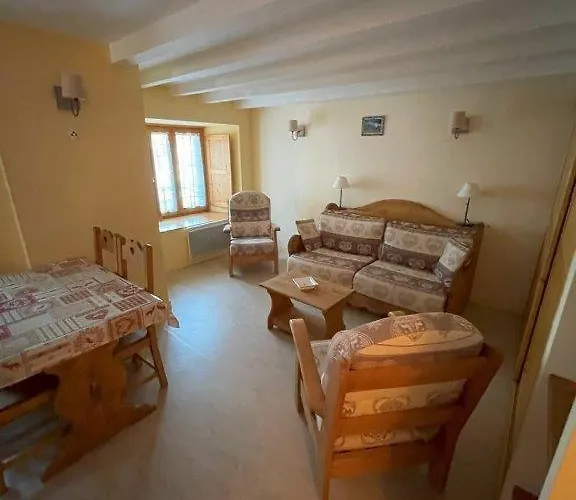 Alpes Montjoie Faucon-de-Barcelonnette